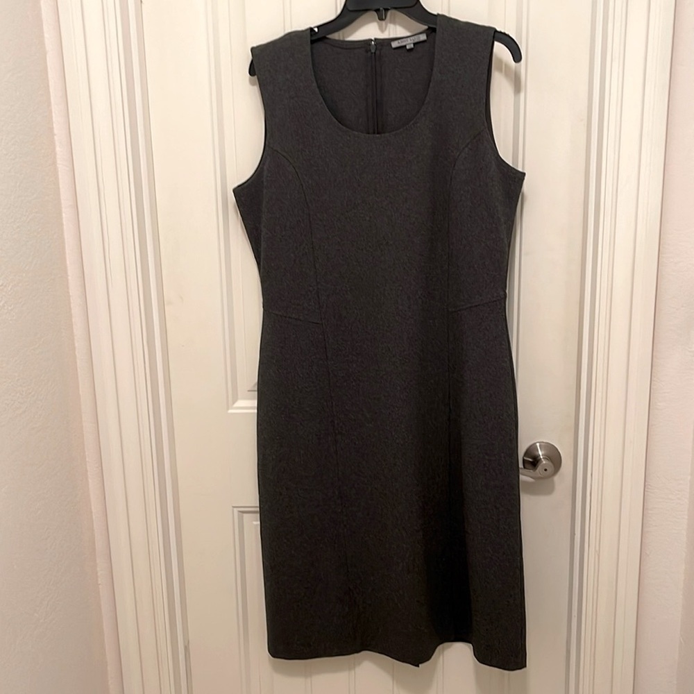 Anne Klein Viscose Sheath sleeveless knee length Dress women’s sz L dark gray